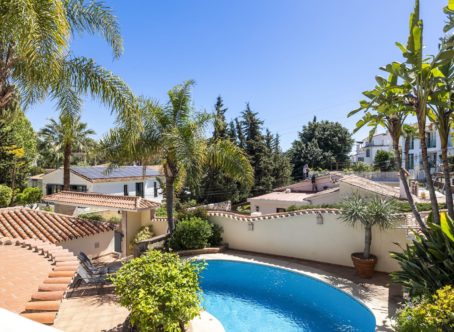 Fantastic Villa, in Nueva Andalucía