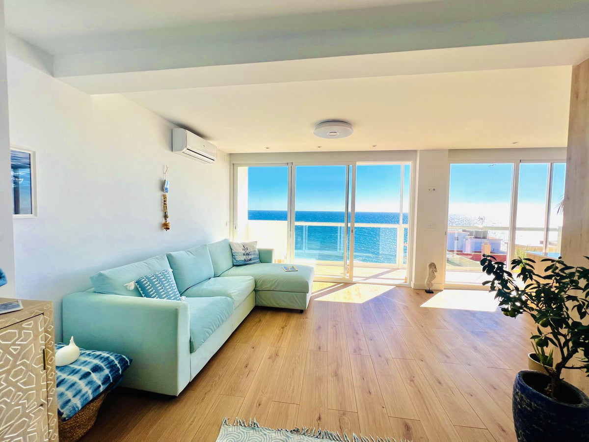 Calahonda Top Floor Apartment